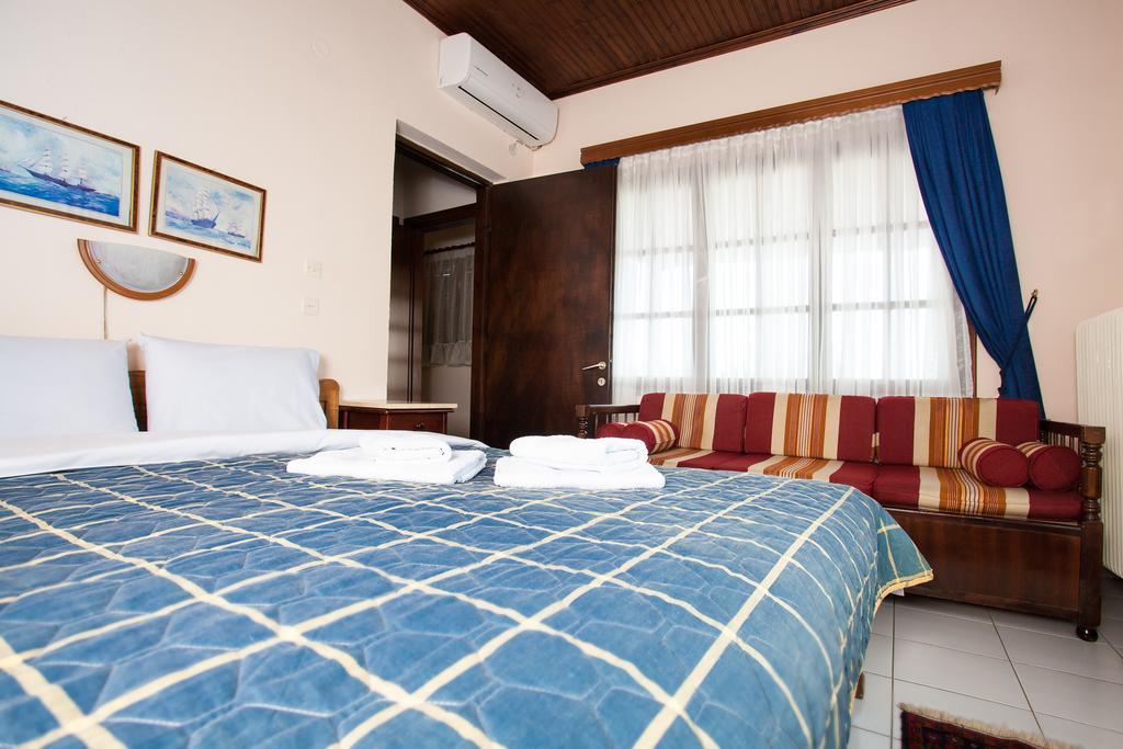 Militsa Guesthouse Naousa  Habitación foto