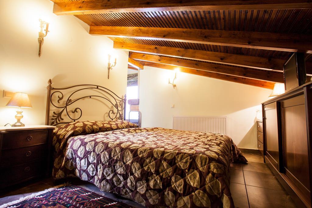Militsa Guesthouse Naousa  Habitación foto